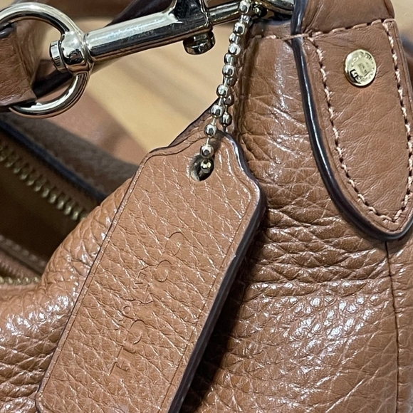 Coach Brown Leather Shoulder Bag - Picture 9 of 12